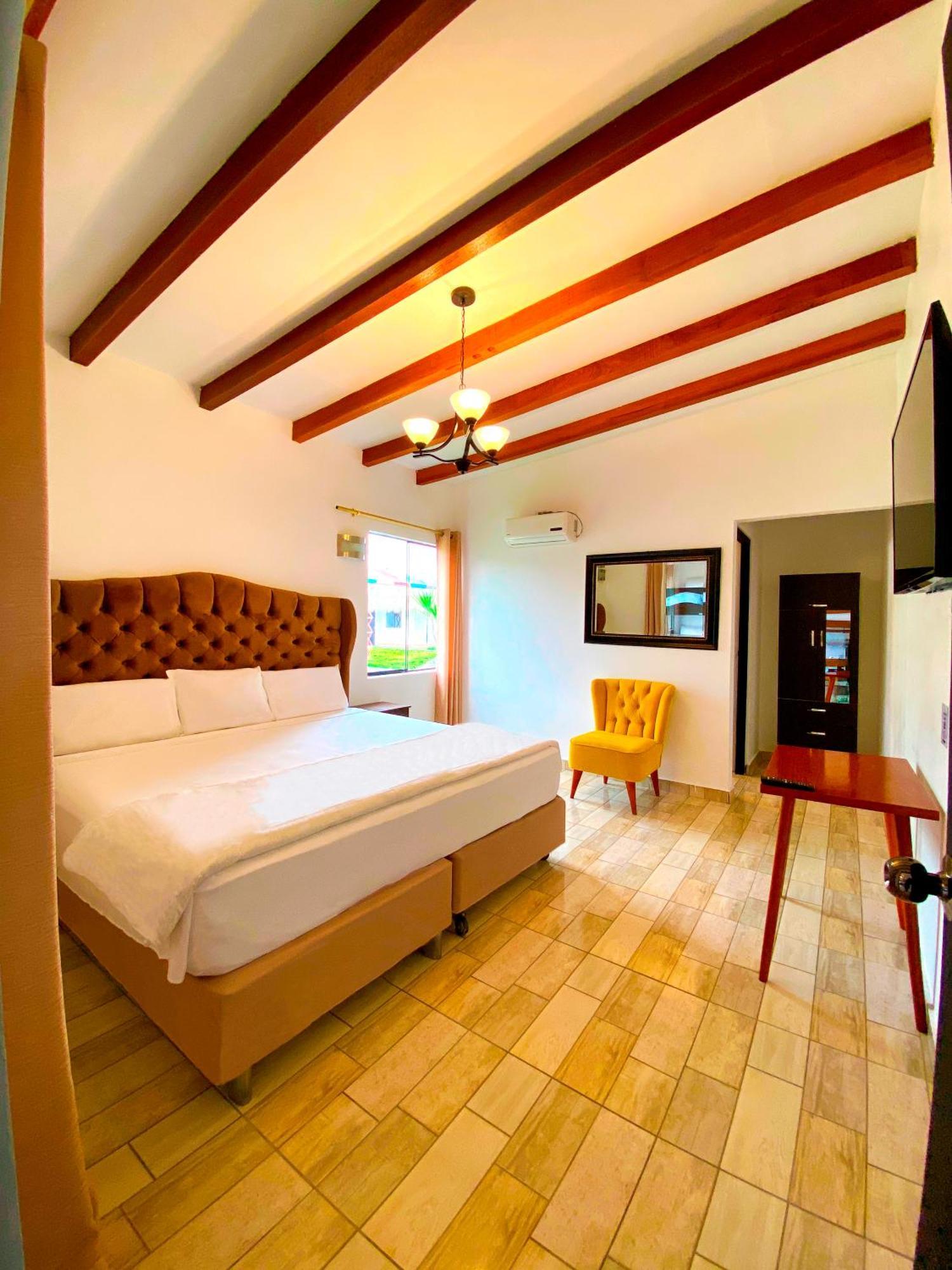 Hotel Resort Thiago Chincha Alta Zewnętrze zdjęcie